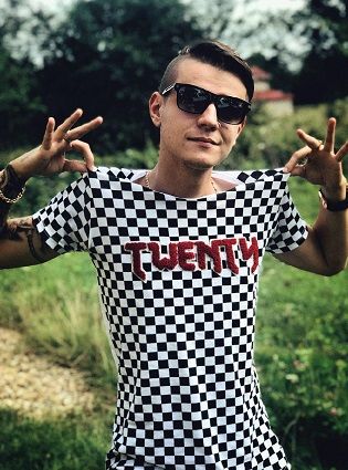 Євген Василинюк